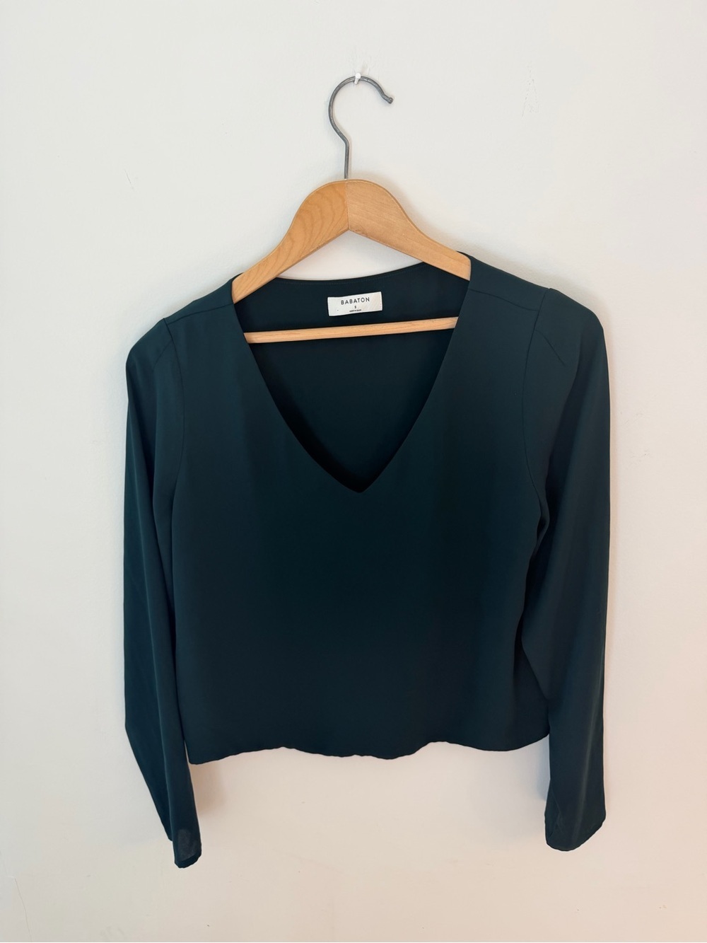Babaton dark green V-Neck Long Sleeve Top
